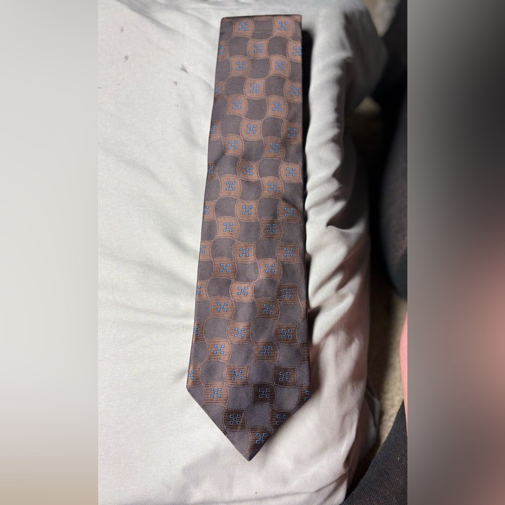 Villa Bugatti Brown Silk Tie with Blue Geometric Motif